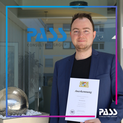 Mit Auszeichnung: Daniel Obier schließt Ausbildung ab